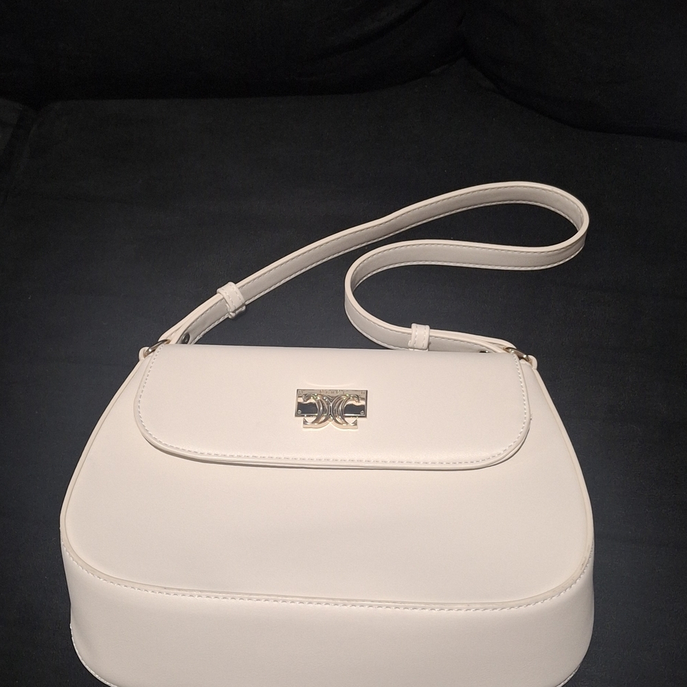 🎄Gluci Elegant White/Eggshell  Shoulder Bag🎄
